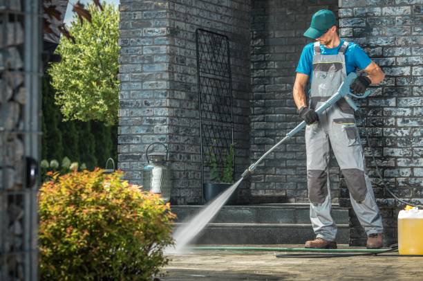 Best Animal Enclosure Cleaning  in Elgin, OR