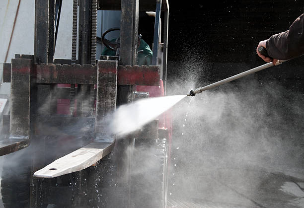 Best Rust Removal  in Elgin, OR